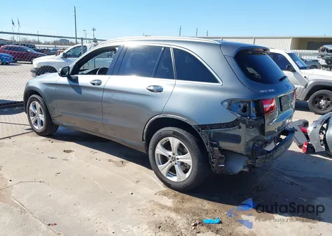 2018 Mercedes-Benz Glc 300 z USA, uszkodzony, nr VIN WDC0G4JB6JV062133